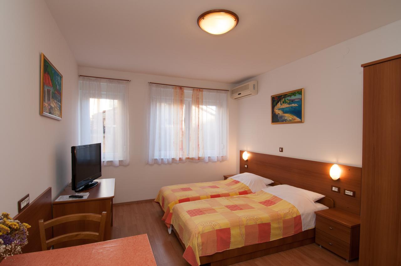 Apartments And Rooms Liburnija Opatija Exterior photo